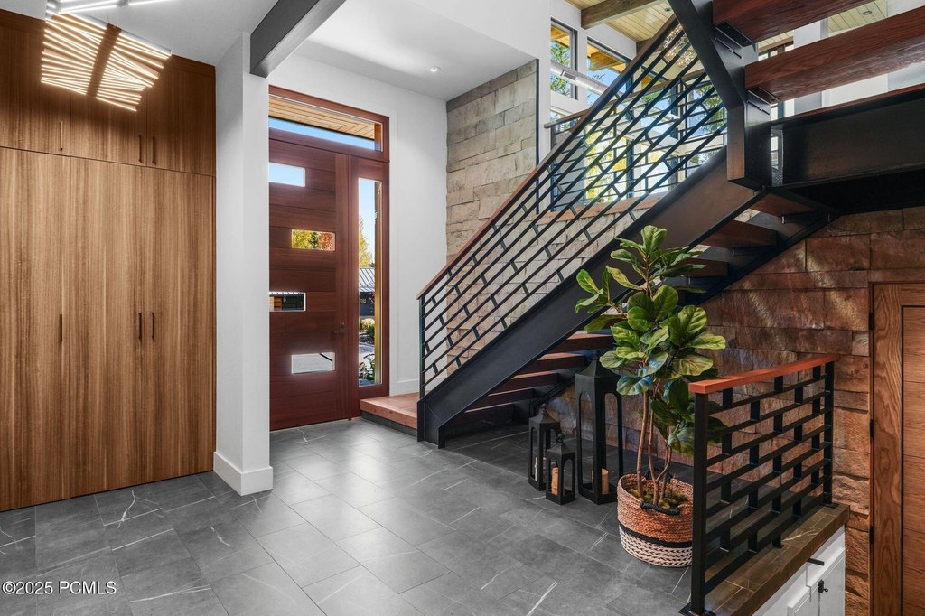 Park City, Utah, 84060, United States, 5 Bedrooms Bedrooms, ,4.5 BathroomsBathrooms,Residential,Forsale,2004724