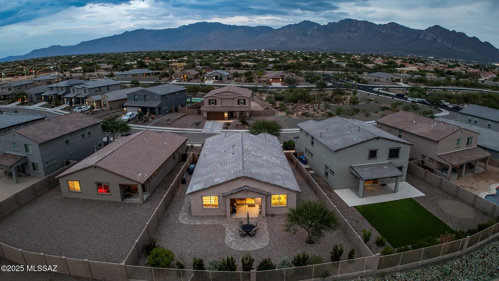 Tucson, Arizona, 85742, United States, 3 Bedrooms Bedrooms, ,2 BathroomsBathrooms,Residential,Forsale,1990091