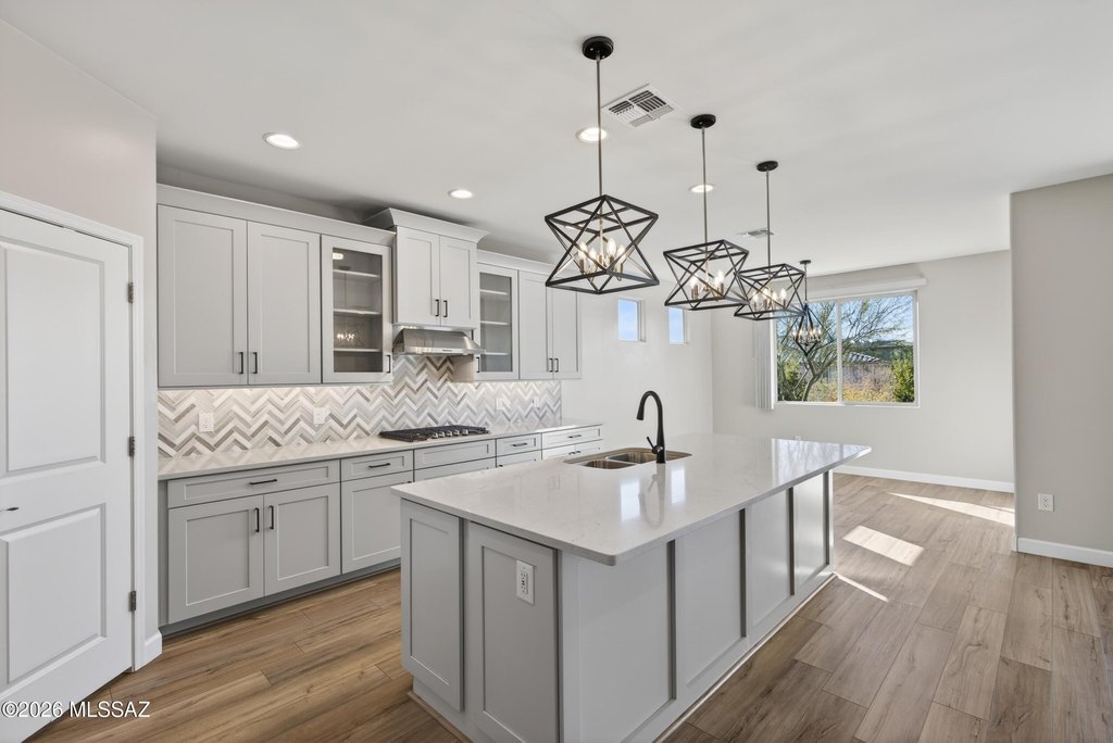 Tucson, Arizona, 85742, United States, 3 Bedrooms Bedrooms, ,2 BathroomsBathrooms,Residential,Forsale,1990091