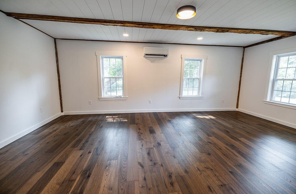 Turner, Maine, 04282, United States, 3 Bedrooms Bedrooms, ,2.5 BathroomsBathrooms,Residential,Forsale,1992719