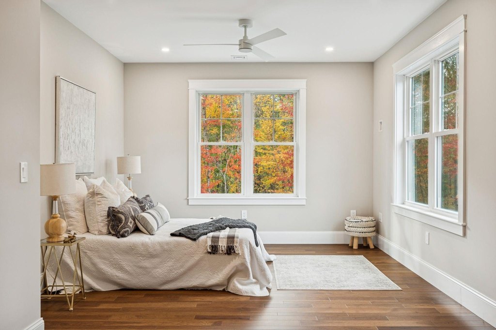 Newington, New Hampshire, 03801, United States, 4 Bedrooms Bedrooms, ,4.5 BathroomsBathrooms,Residential,Forsale,2002401