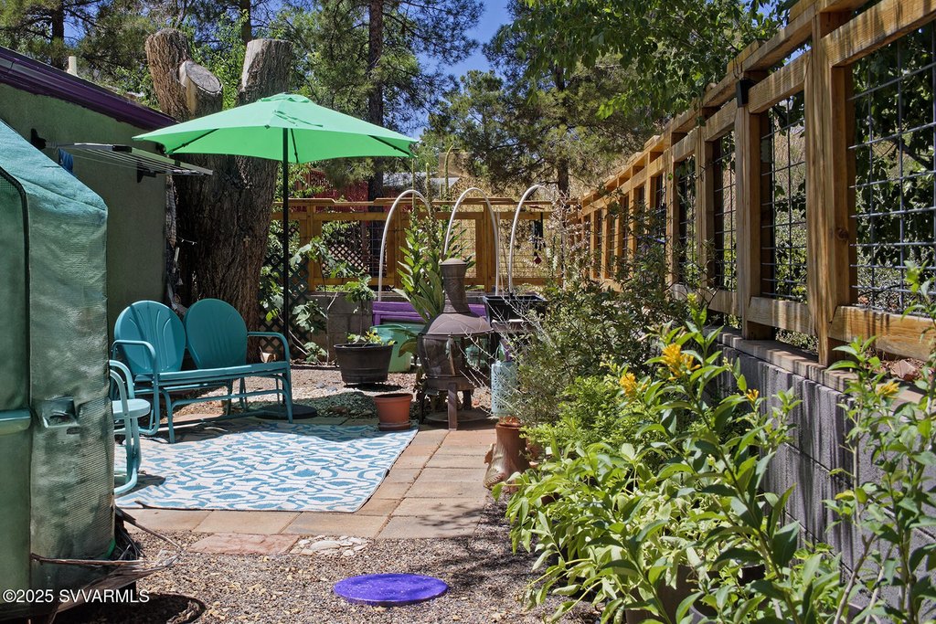 Sedona, Arizona, 86336, United States, 2 Bedrooms Bedrooms, ,1 BathroomBathrooms,Residential,Forsale,2004626