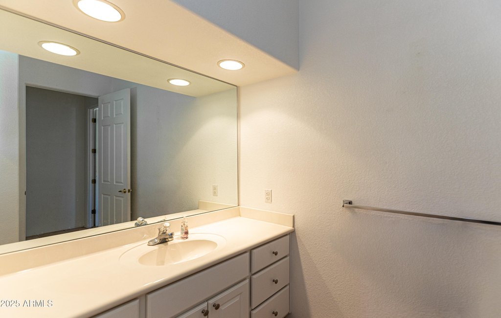 Sedona, Arizona, 86351, United States, 2 Bedrooms Bedrooms, ,2 BathroomsBathrooms,Residential,Forsale,2004627