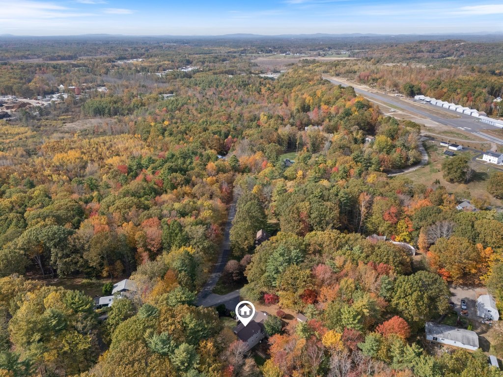 Eliot, Maine, 03903, United States, 4 Bedrooms Bedrooms, ,2 BathroomsBathrooms,Residential,Forsale,2002417