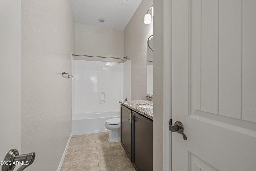 Mesa, Arizona, 85212, United States, 4 Bedrooms Bedrooms, ,3.5 BathroomsBathrooms,Residential,Forsale,2014401