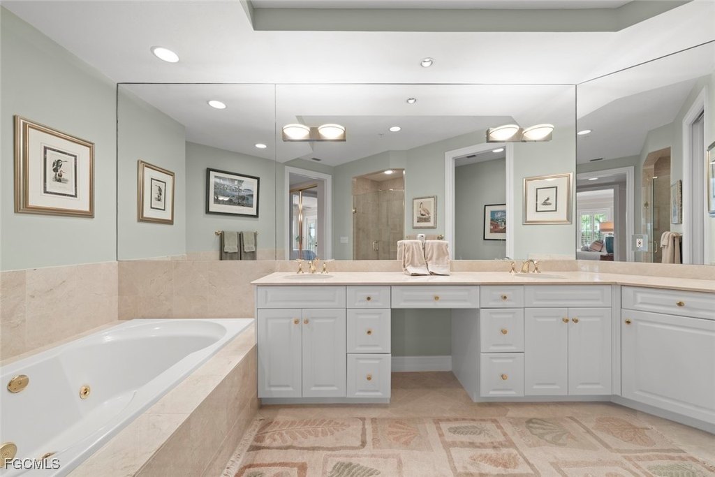 Sanibel, Florida, 33957, United States, 3 Bedrooms Bedrooms, ,3.5 BathroomsBathrooms,Residential,Forsale,1998633