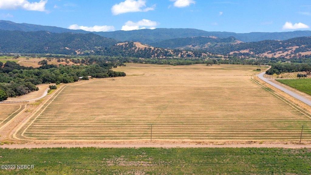 Santa Ynez, California, 93460, United States, 3 Bedrooms Bedrooms, ,2 BathroomsBathrooms,Residential,Forsale,1985951