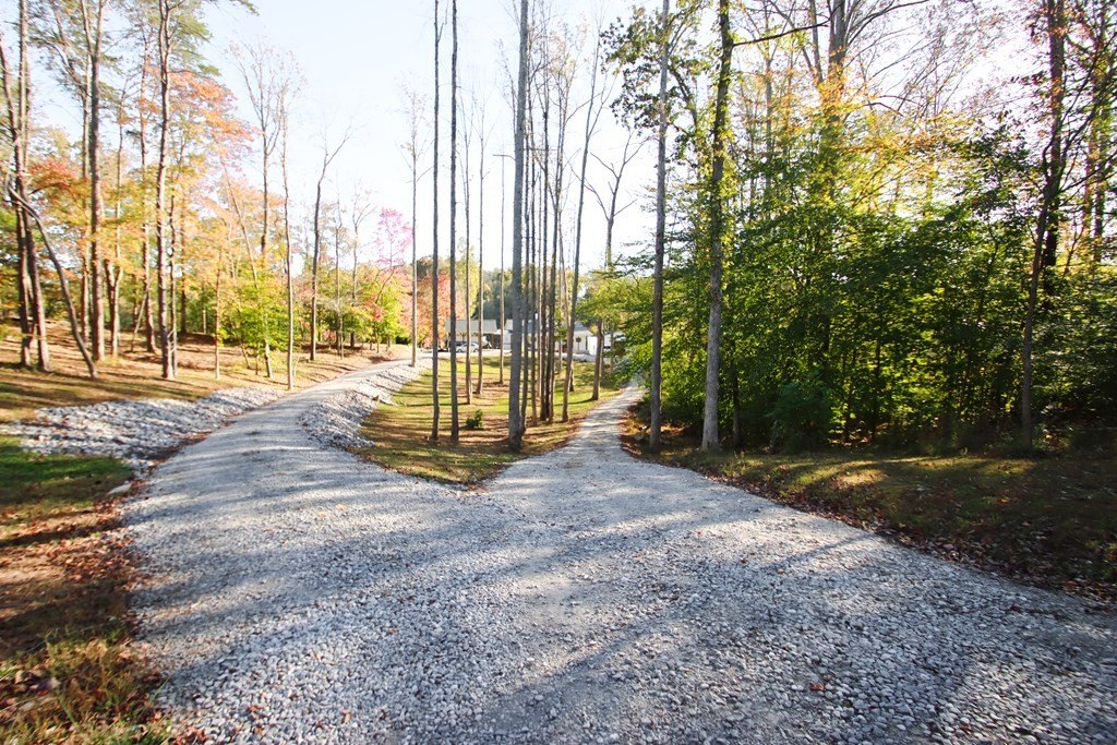 Walling, Tennessee, 38587, United States, 3 Bedrooms Bedrooms, ,2.5 BathroomsBathrooms,Residential,Forsale,1996612