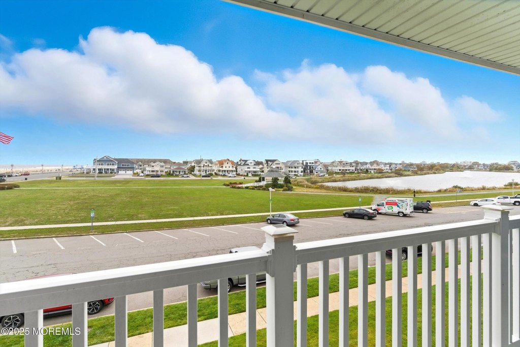 Belmar, New Jersey, 07719, United States, 1 Bedroom Bedrooms, ,1 BathroomBathrooms,Residential,Forsale,1984547