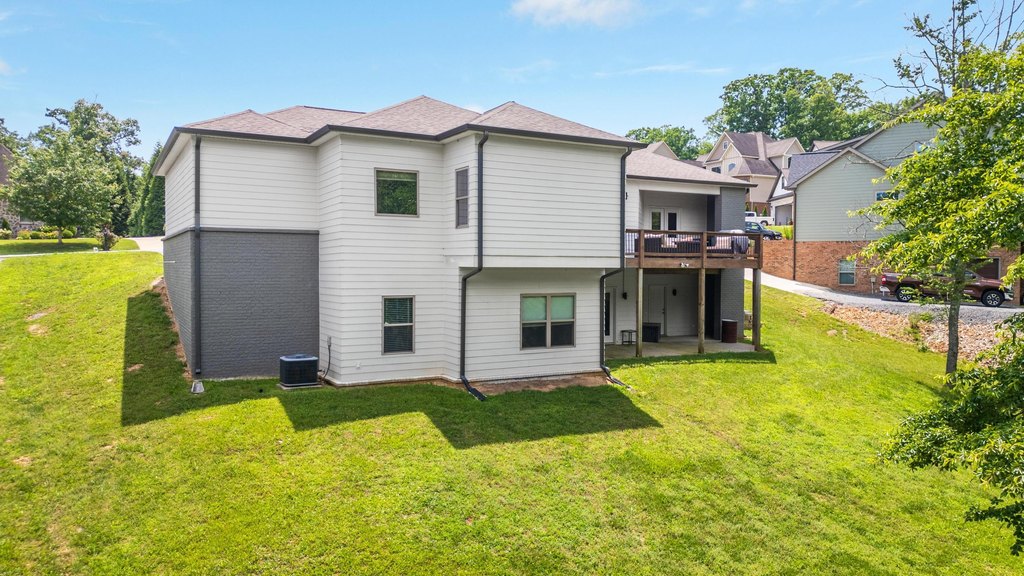 Harrison, Tennessee, 37341, United States, 4 Bedrooms Bedrooms, ,2.5 BathroomsBathrooms,Residential,Forsale,1922197