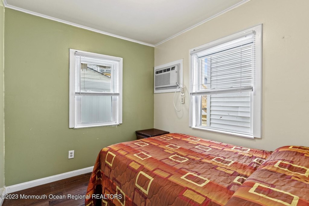 Seaside Heights, New Jersey, 08751, United States, 6 Bedrooms Bedrooms, ,3 BathroomsBathrooms,Residential,Forsale,2004842