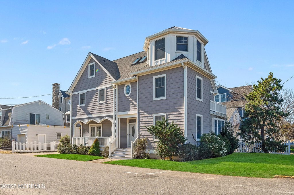 Manasquan, New Jersey, 08736, United States, 5 Bedrooms Bedrooms, ,3.5 BathroomsBathrooms,Residential,Forsale,1984562