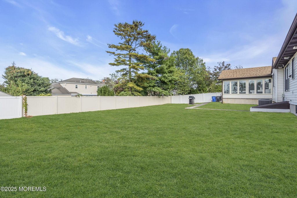 Toms River, New Jersey, 08753, United States, 3 Bedrooms Bedrooms, ,2 BathroomsBathrooms,Residential,Forsale,1994030