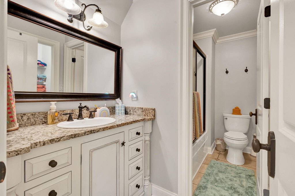 Cleveland, Tennessee, 37312, United States, 5 Bedrooms Bedrooms, ,3.5 BathroomsBathrooms,Residential,Forsale,2004697