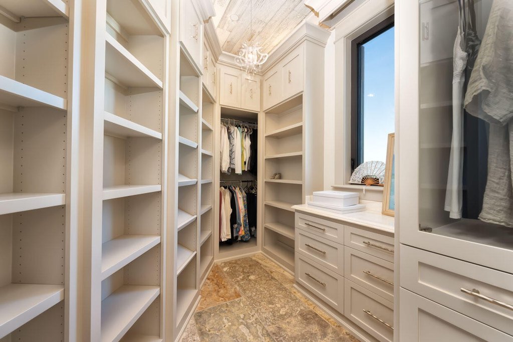 Duck Key, Florida, 33050, United States, 3 Bedrooms Bedrooms, ,4 BathroomsBathrooms,Residential,Forsale,2004353