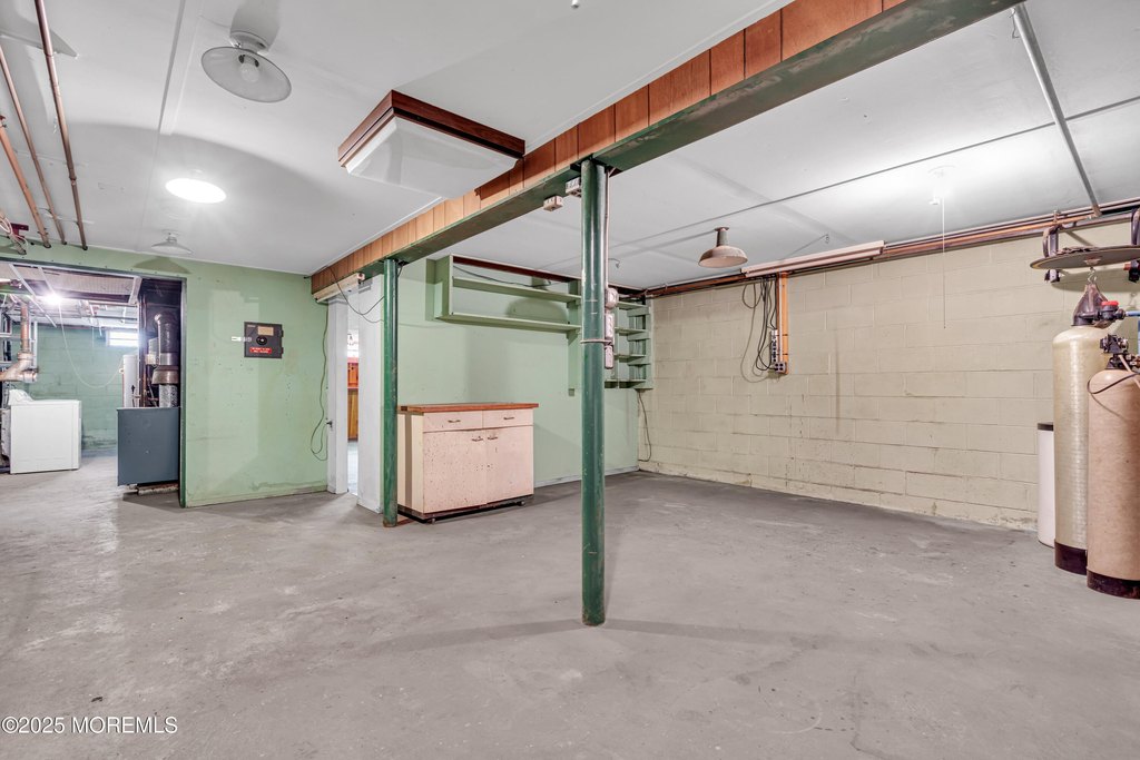 Toms River, New Jersey, 08753, United States, 4 Bedrooms Bedrooms, ,2 BathroomsBathrooms,Residential,Forsale,1994042