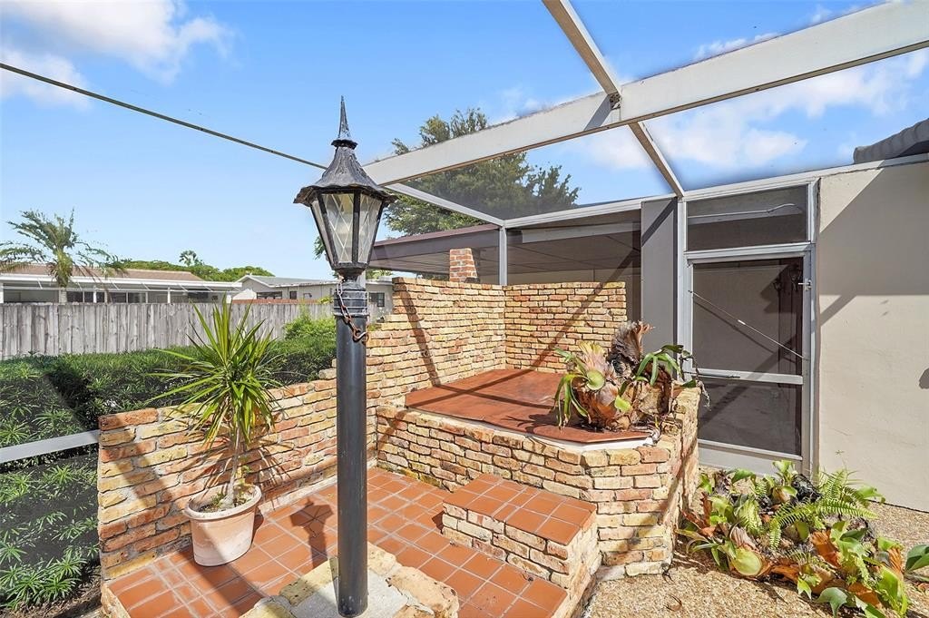 Hollywood, Florida, 33021, United States, 3 Bedrooms Bedrooms, ,2 BathroomsBathrooms,Residential,Forsale,1927555