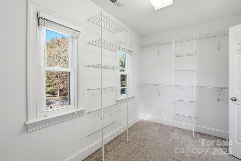 Charlotte, North Carolina, 28269, United States, 5 Bedrooms Bedrooms, ,3.5 BathroomsBathrooms,Residential,Forsale,2004568