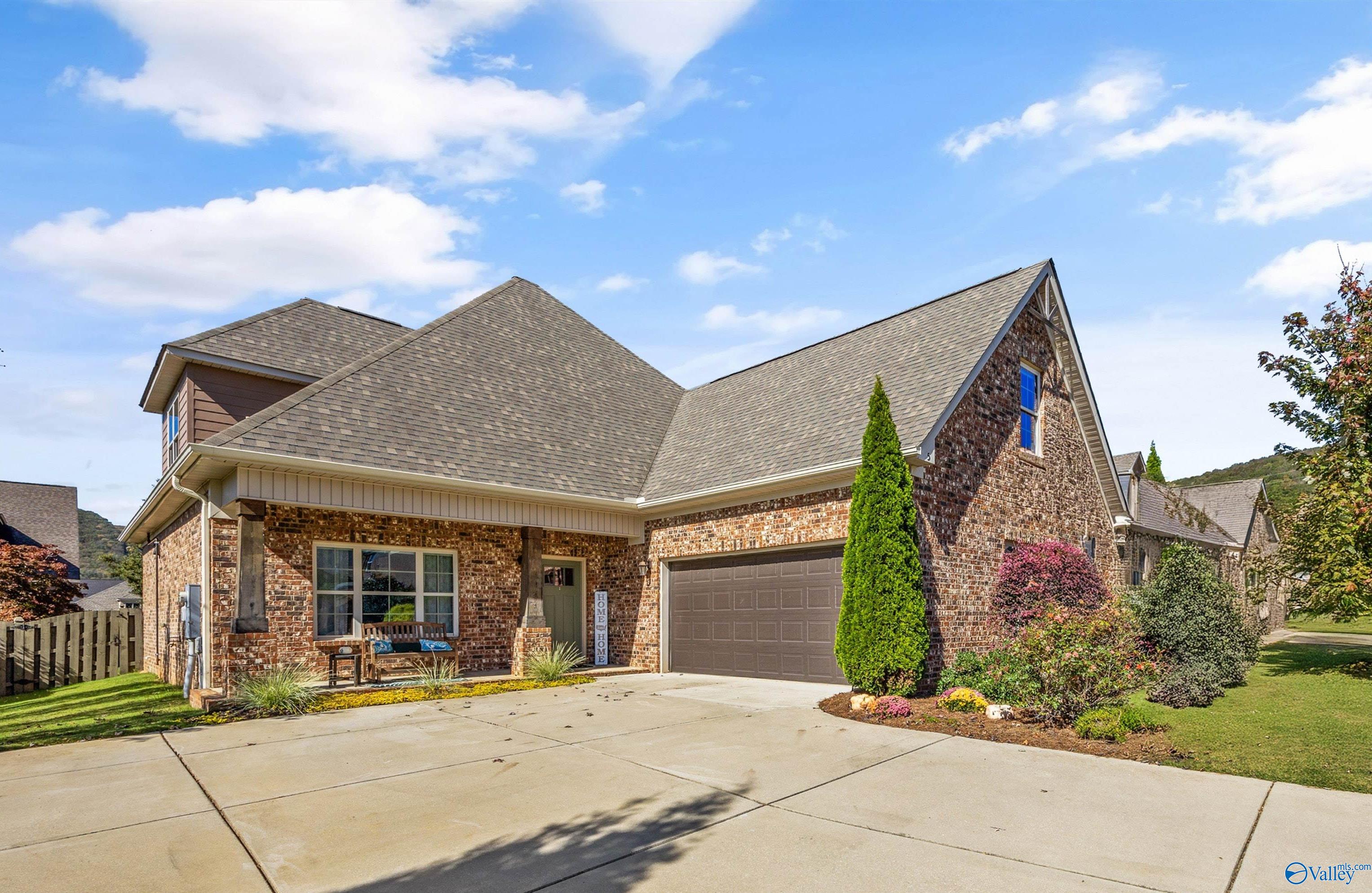 Gurley, Alabama, 35748, United States, 4 Bedrooms Bedrooms, ,2.5 BathroomsBathrooms,Residential,Forsale,2007710