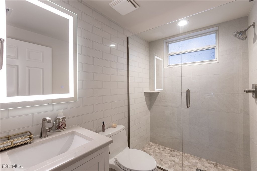 Fort Myers, Florida, 33908, United States, 3 Bedrooms Bedrooms, ,3 BathroomsBathrooms,Residential,Forsale,1998610