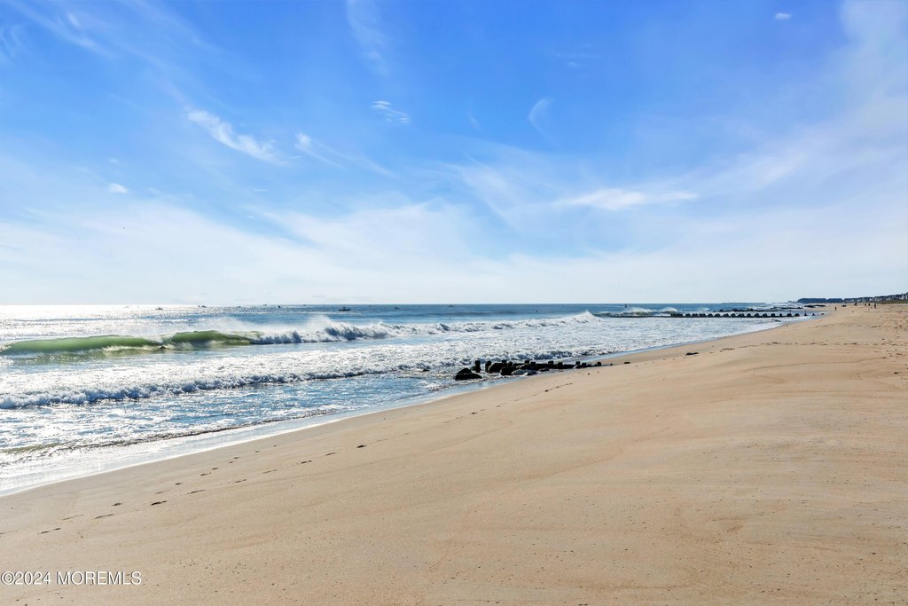 Sea Girt, New Jersey, 08750, United States, 7 Bedrooms Bedrooms, ,6.5 BathroomsBathrooms,Residential,Forsale,2001411