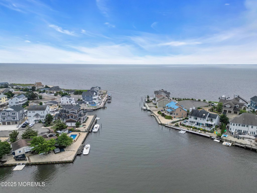 Forked River, New Jersey, 08731, United States, 2 Bedrooms Bedrooms, ,1 BathroomBathrooms,Residential,Forsale,1945952