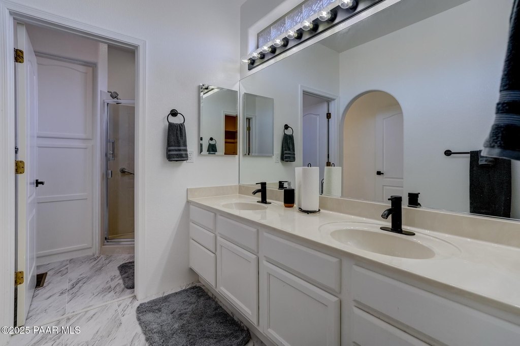 Prescott, Arizona, 86303, United States, 3 Bedrooms Bedrooms, ,2 BathroomsBathrooms,Residential,Forsale,1994061