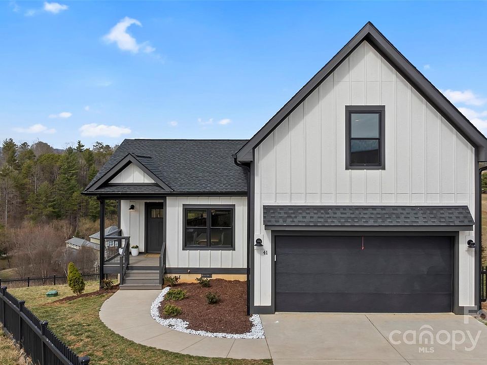 Leicester, North Carolina, 28748, United States, 3 Bedrooms Bedrooms, ,2 BathroomsBathrooms,Residential,Forsale,1986002 Leicester, North Carolina, 28748, United States, 3 Bedrooms Bedrooms, ,2 BathroomsBathrooms,Residential,Forsale,1986002