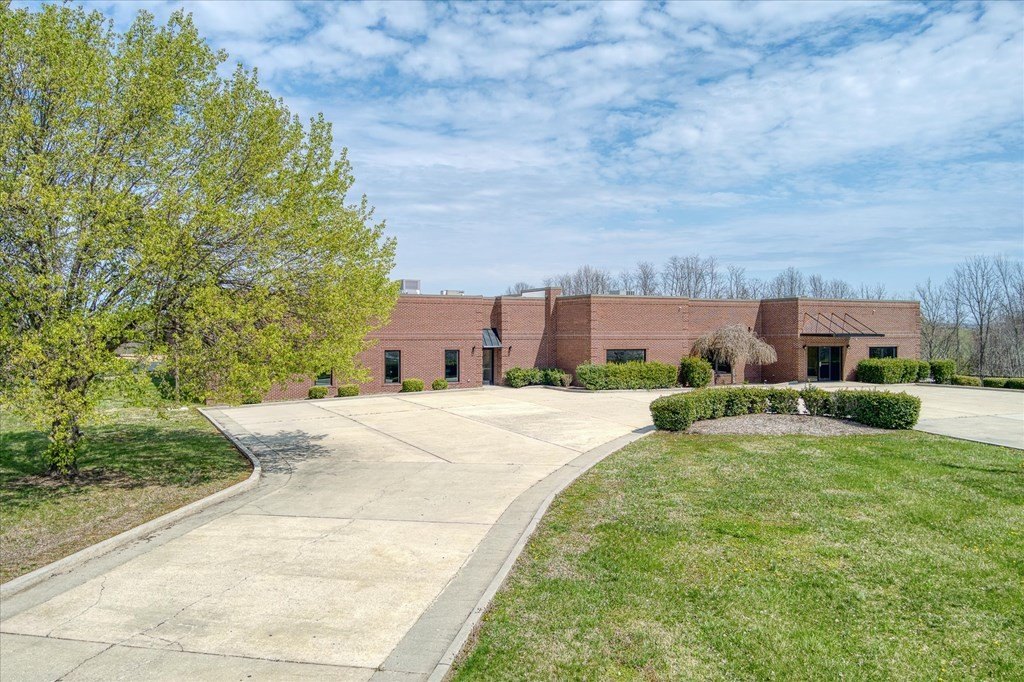 Byrdstown, Tennessee, 38549, United States, ,Residential,Forsale,1962009