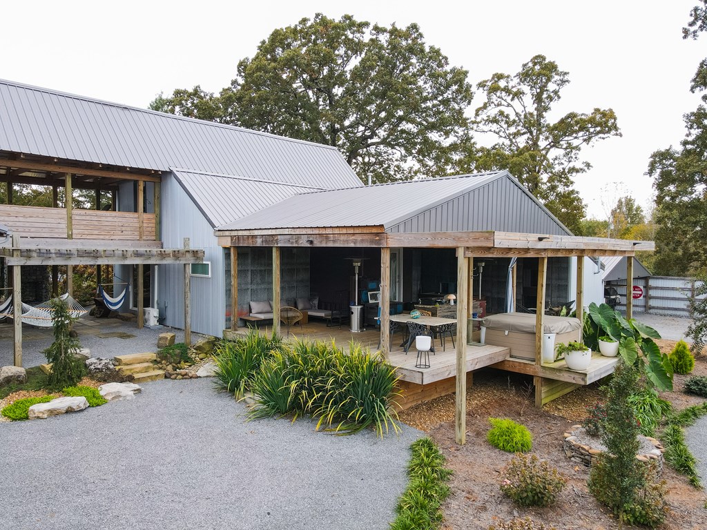 Doyle, Tennessee, 38559, United States, 3 Bedrooms Bedrooms, ,3 BathroomsBathrooms,Residential,Forsale,1996606