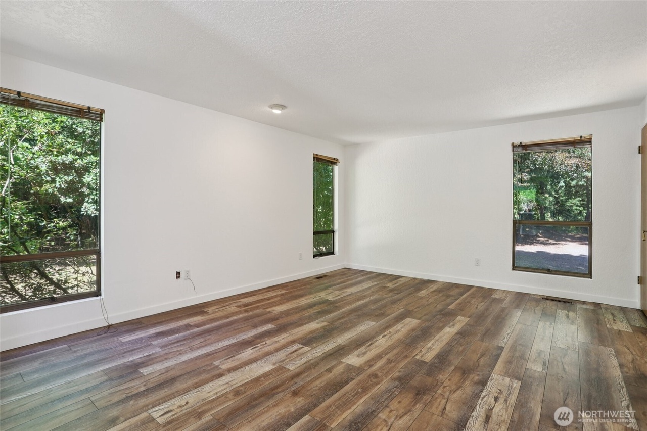 Granite Falls, Washington, 98252, United States, 3 Bedrooms Bedrooms, ,2 BathroomsBathrooms,Residential,Forsale,1990715