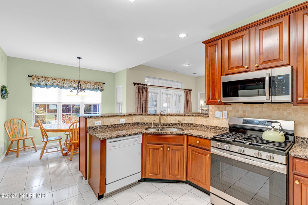 Manchester, New Jersey, 08759, United States, 3 Bedrooms Bedrooms, ,2 BathroomsBathrooms,Residential,Forsale,2008428