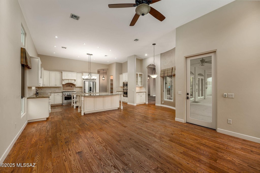 Tucson, Arizona, 85750, United States, 4 Bedrooms Bedrooms, ,3.5 BathroomsBathrooms,Residential,Forsale,2004436