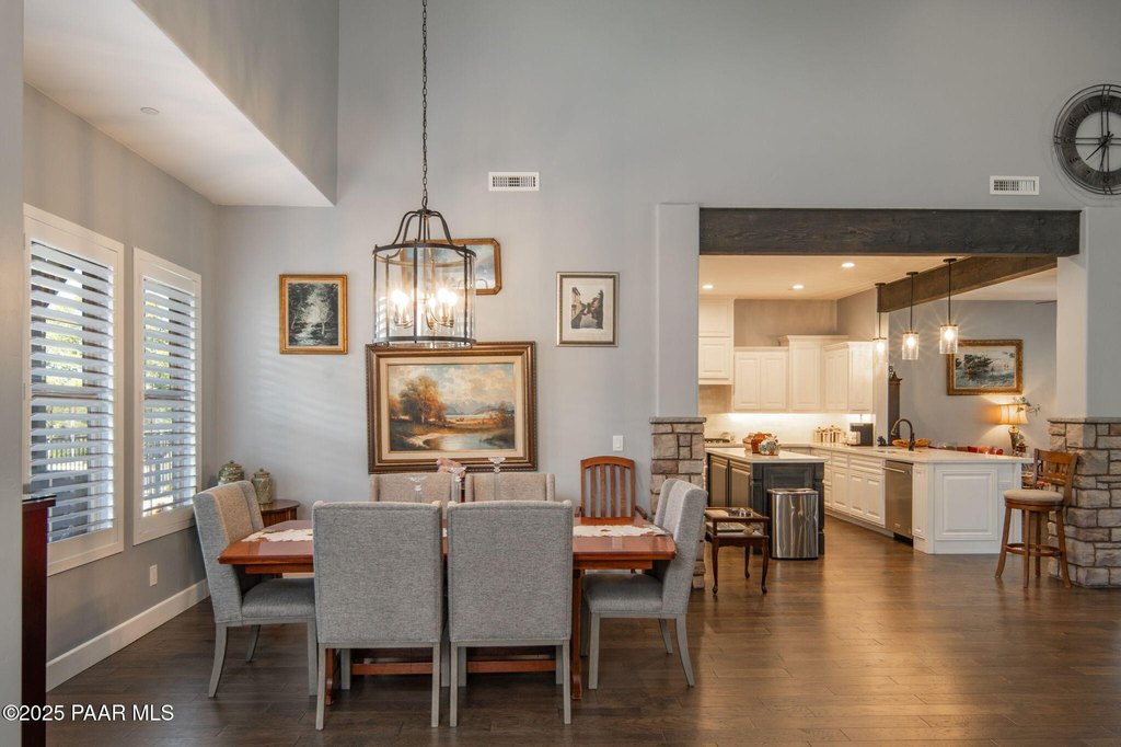 Prescott, Arizona, 86301, United States, 3 Bedrooms Bedrooms, ,3.5 BathroomsBathrooms,Residential,Forsale,1994052