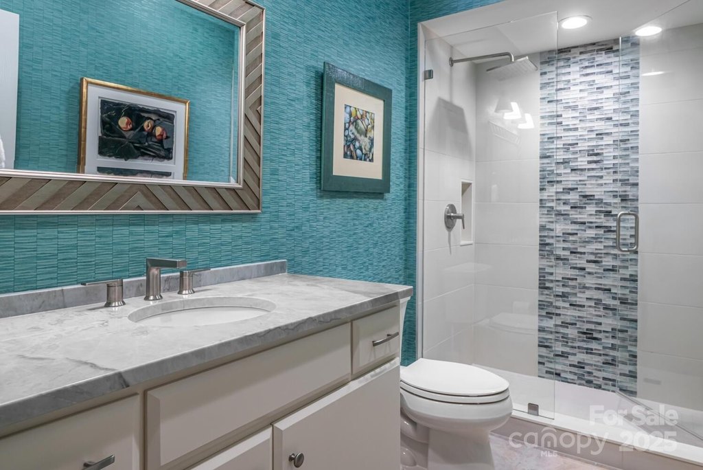 Flat Rock, North Carolina, 28731, United States, 3 Bedrooms Bedrooms, ,3.5 BathroomsBathrooms,Residential,Forsale,1985993