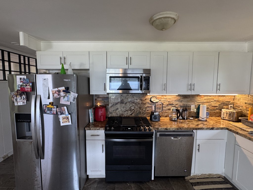 Kailua-Kona, Hawaii, 96740, United States, 5 Bedrooms Bedrooms, ,3 BathroomsBathrooms,Residential,Forsale,2004380