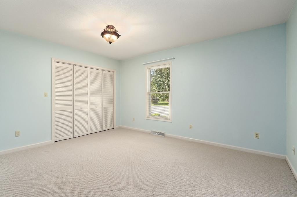 Cookeville, Tennessee, 38501, United States, 3 Bedrooms Bedrooms, ,2 BathroomsBathrooms,Residential,Forsale,1996608