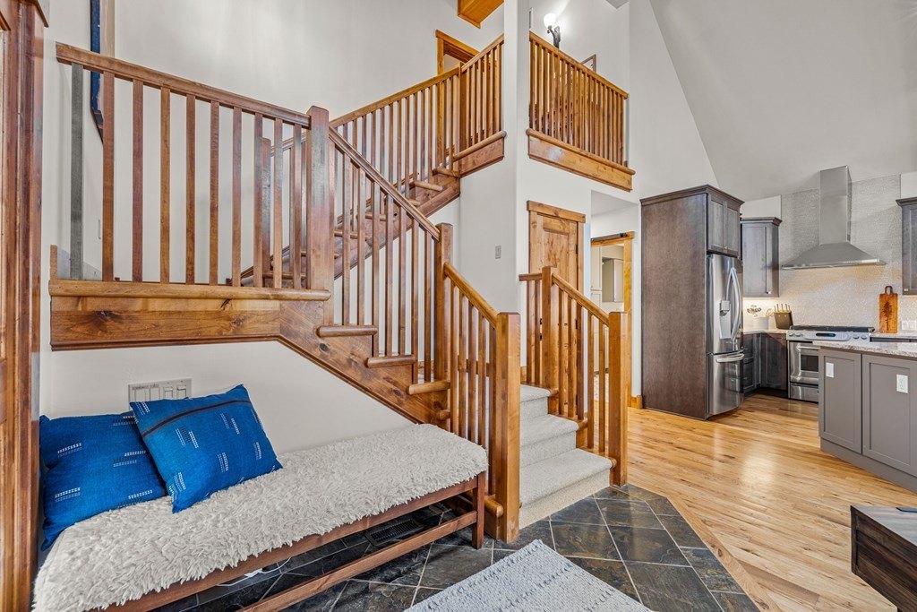 Donnelly, Idaho, 83615, United States, 4 Bedrooms Bedrooms, ,4 BathroomsBathrooms,Residential,Forsale,1996709