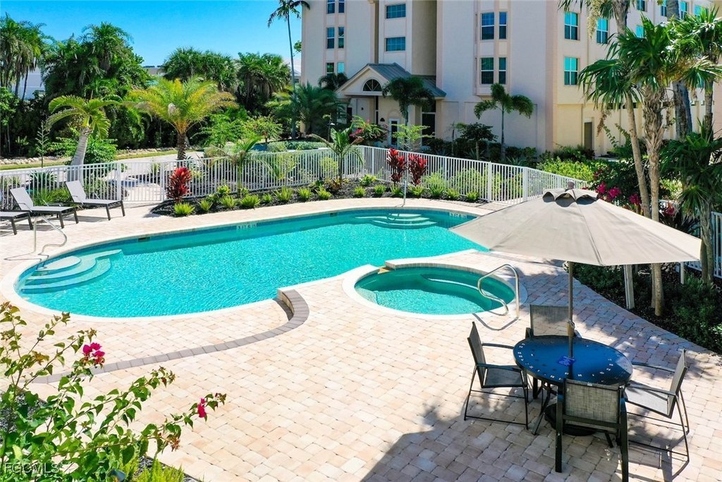 Sanibel, Florida, 33957, United States, 3 Bedrooms Bedrooms, ,3.5 BathroomsBathrooms,Residential,Forsale,1998640