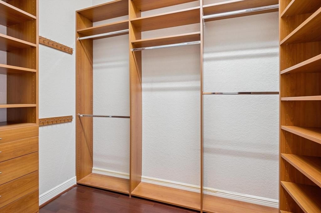 Davie, Florida, 33328, United States, 5 Bedrooms Bedrooms, ,4 BathroomsBathrooms,Residential,Forsale,1994091