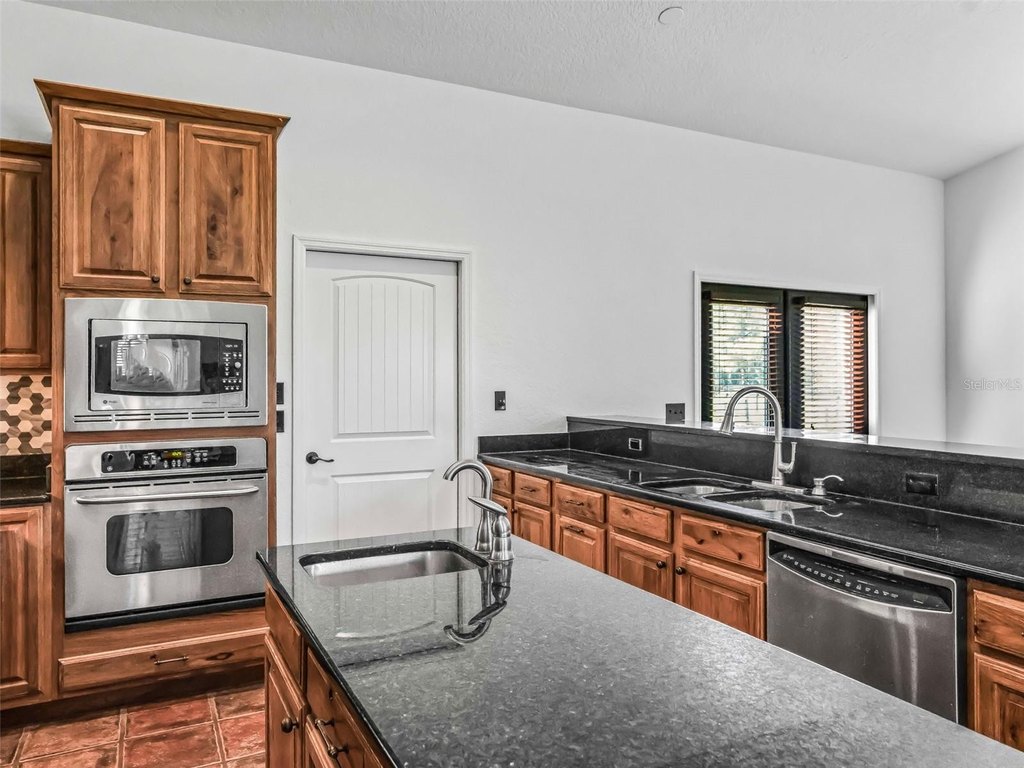 REDDICK, Florida, 32686, United States, 3 Bedrooms Bedrooms, ,2 BathroomsBathrooms,Residential,Forsale,1994137