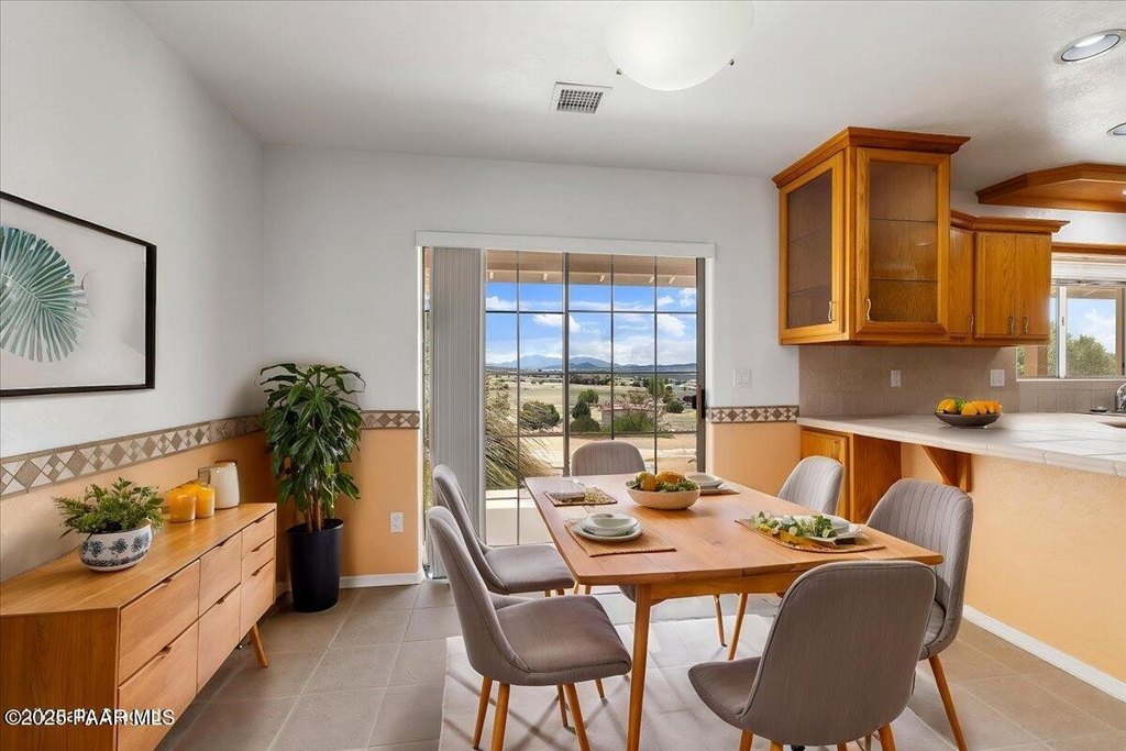 Paulden, Arizona, 86334, United States, 3 Bedrooms Bedrooms, ,2.5 BathroomsBathrooms,Residential,Forsale,1883995