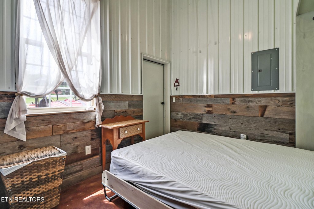 Crossville, Tennessee, 38571, United States, 3 Bedrooms Bedrooms, ,2.5 BathroomsBathrooms,Residential,Forsale,1907865