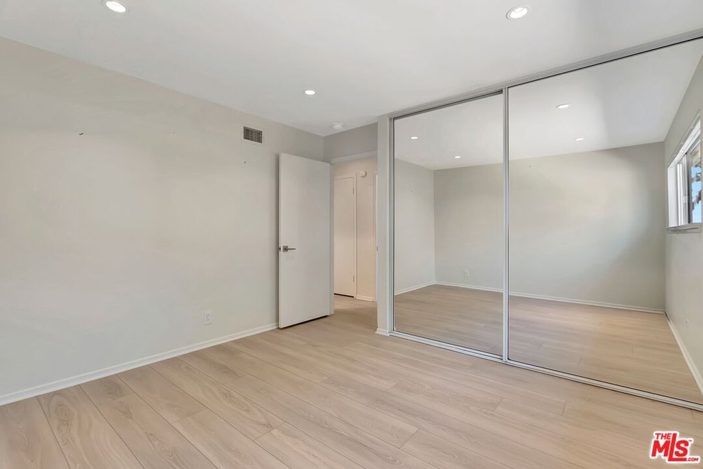 Malibu, California, 90265, United States, 4 Bedrooms Bedrooms, ,3 BathroomsBathrooms,Residential,Forsale,2001430