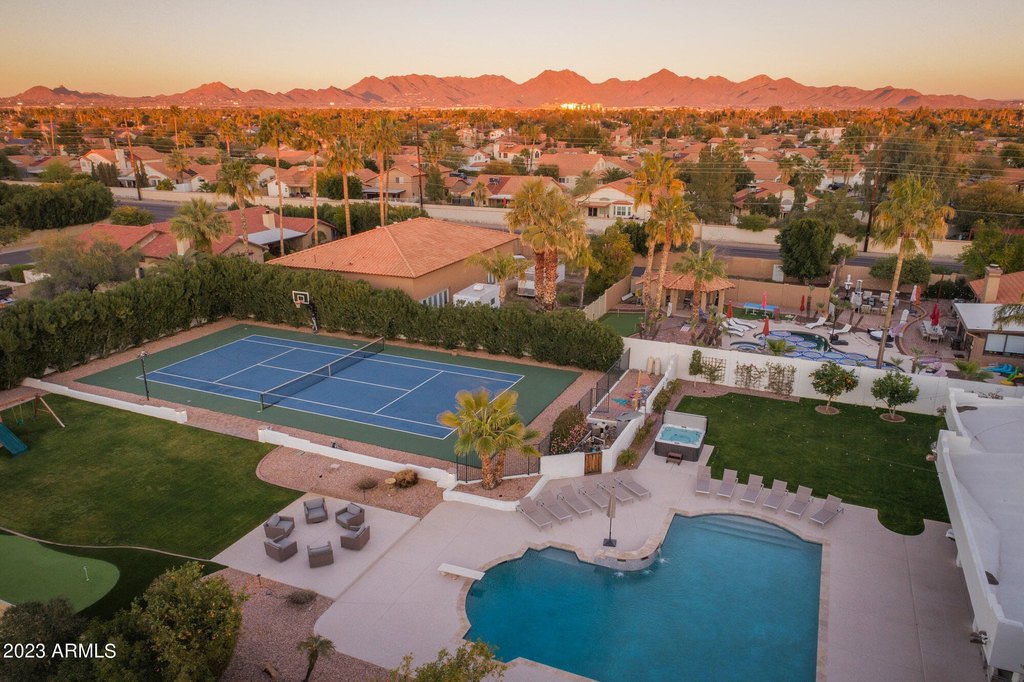 Scottsdale, Arizona, 85254, United States, 5 Bedrooms Bedrooms, ,4.5 BathroomsBathrooms,Residential,Forsale,2004052