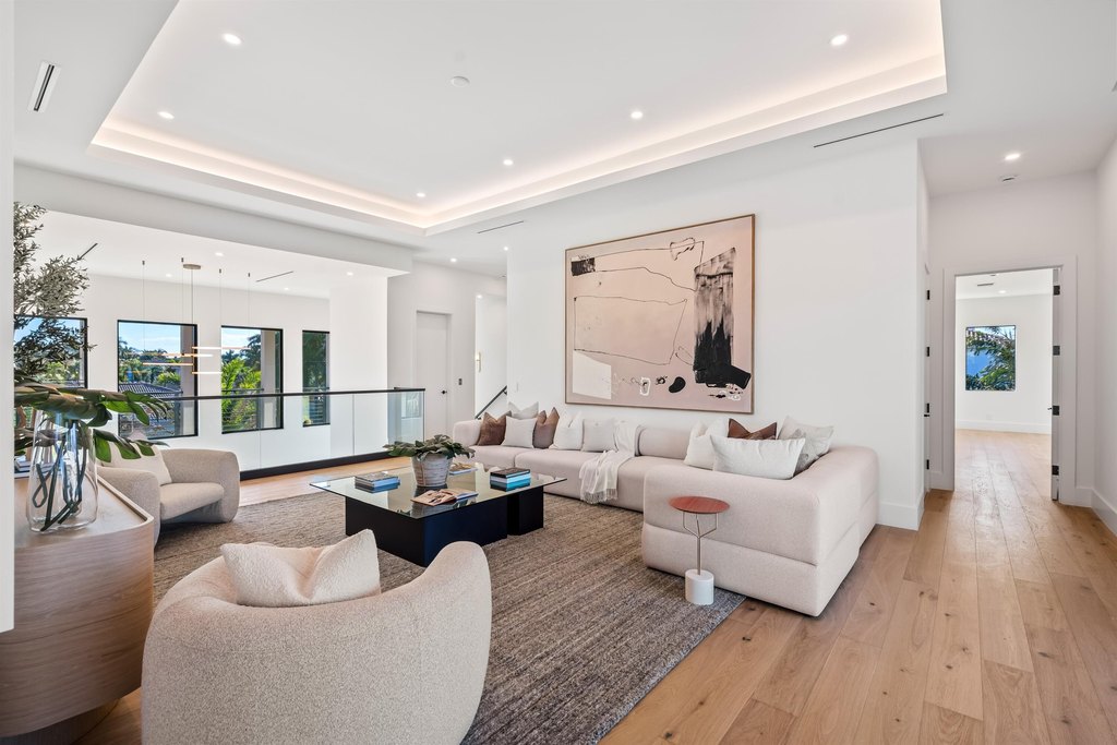 Delray Beach, Florida, 33483, United States, 5 Bedrooms Bedrooms, ,6.5 BathroomsBathrooms,Residential,Forsale,1905163