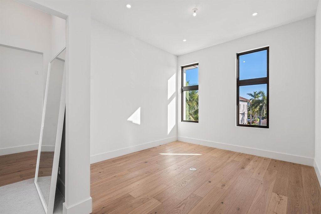 Delray Beach, Florida, 33483, United States, 5 Bedrooms Bedrooms, ,6.5 BathroomsBathrooms,Residential,Forsale,1905163