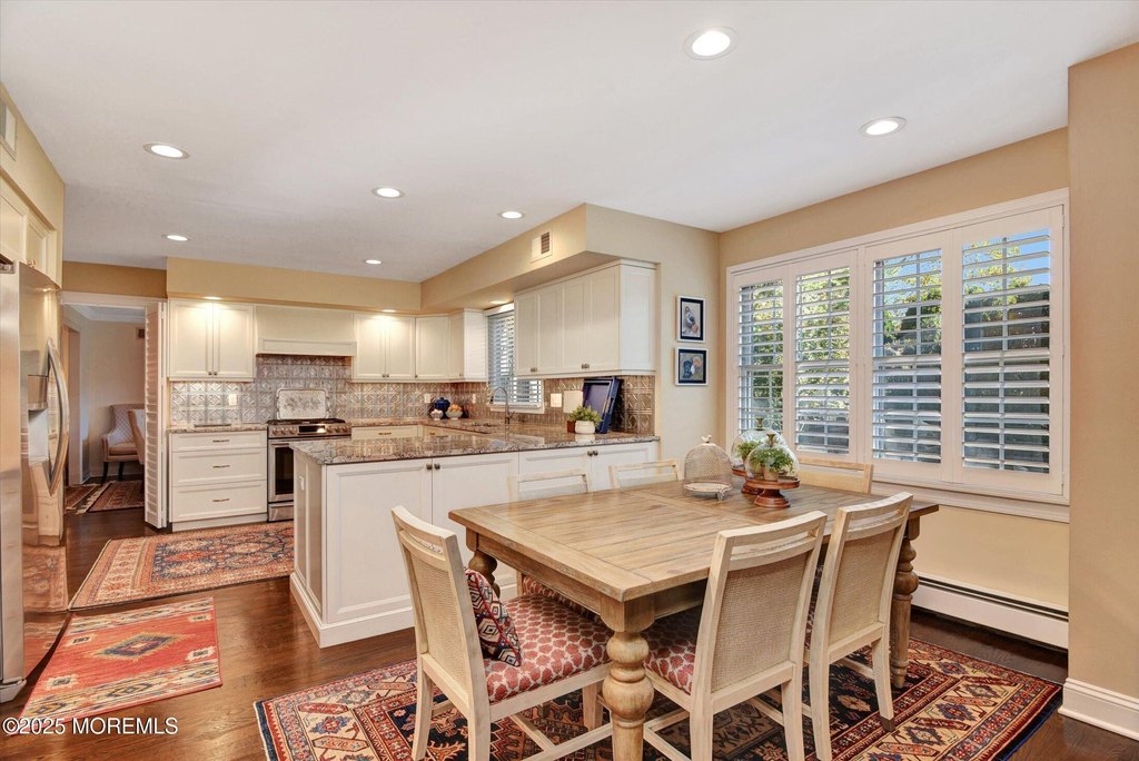 Brielle, New Jersey, 08730, United States, 4 Bedrooms Bedrooms, ,2.5 BathroomsBathrooms,Residential,Forsale,2004832