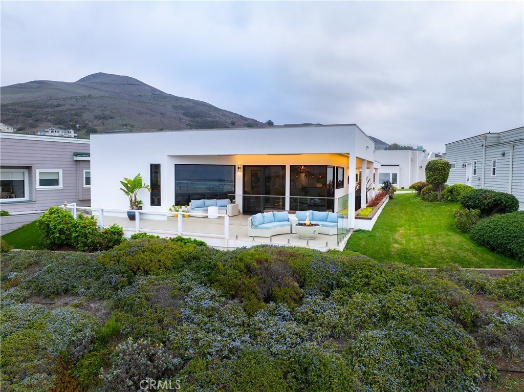 Cayucos, California, 93430, United States, 3 Bedrooms Bedrooms, ,2 BathroomsBathrooms,Residential,Forsale,1997703