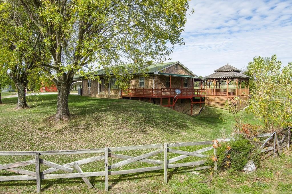 Monroe, Tennessee, 38573, United States, 3 Bedrooms Bedrooms, ,1.5 BathroomsBathrooms,Residential,Forsale,2010938